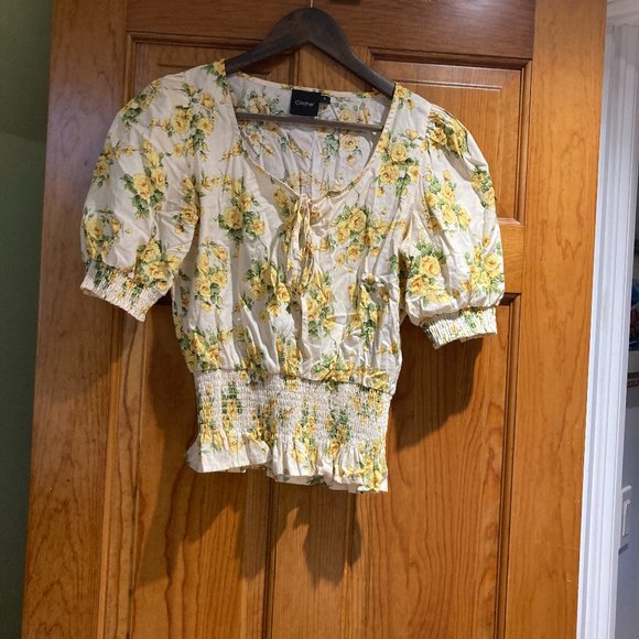Cliche's Yellow Rose Short Puff Sleeve Blouse IN 100% Cotton Sice Small - Picture 6 of 6